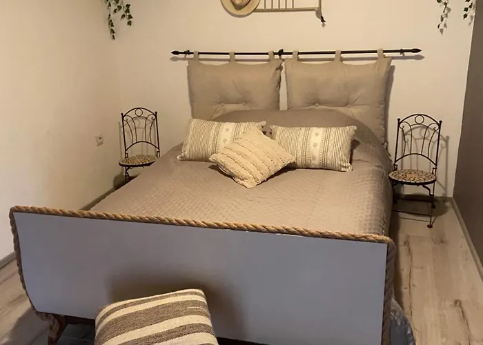 Апартаменты Maison De Village 5 Vacanciers Chez Nene Et Bibi